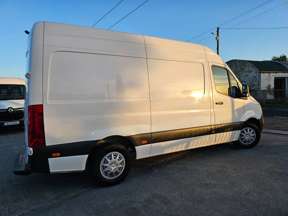 2020 MERCEDES-BENZ SPRINTER MWB 2.1L 165BHP REAR W - Image 4
