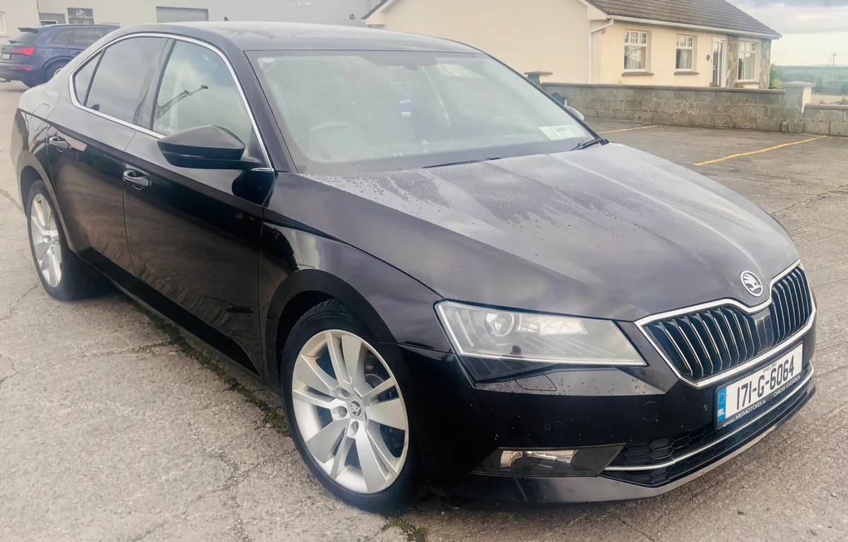 2017 SKODA SUBERB 20L AUTOMATIC - Image 3