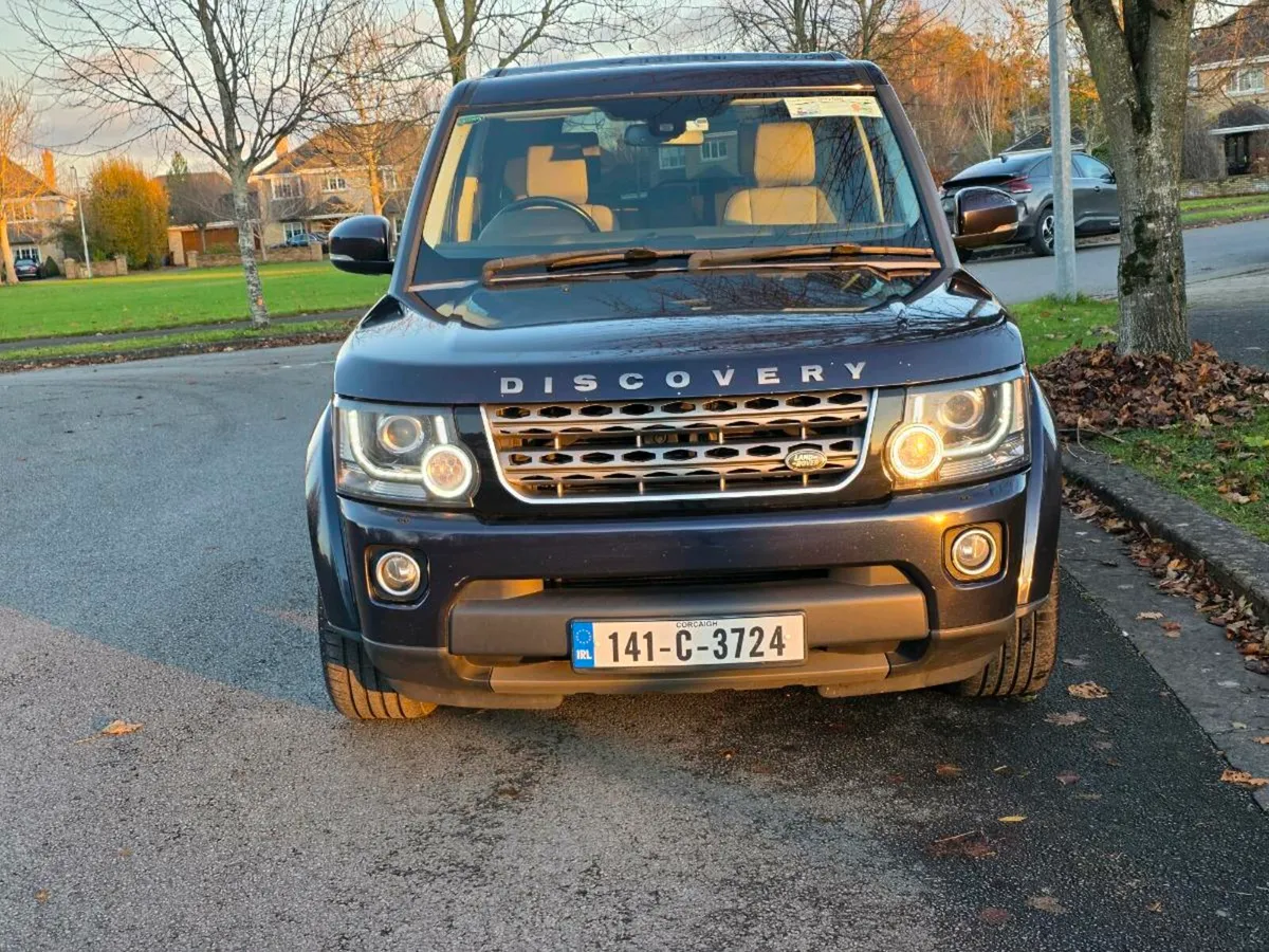141 Landrover Discovery 5 Seater Utility - Image 2
