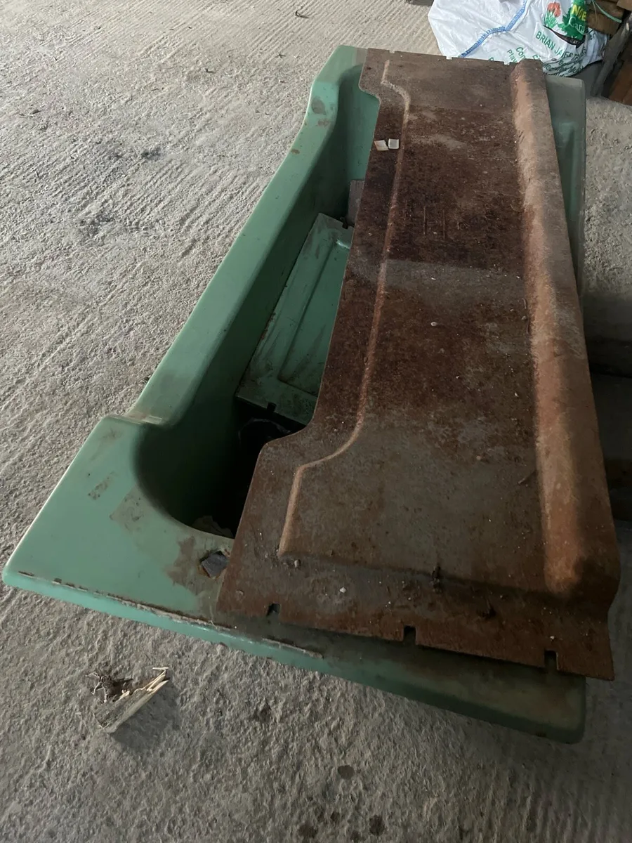 Cast iron bath - Image 3