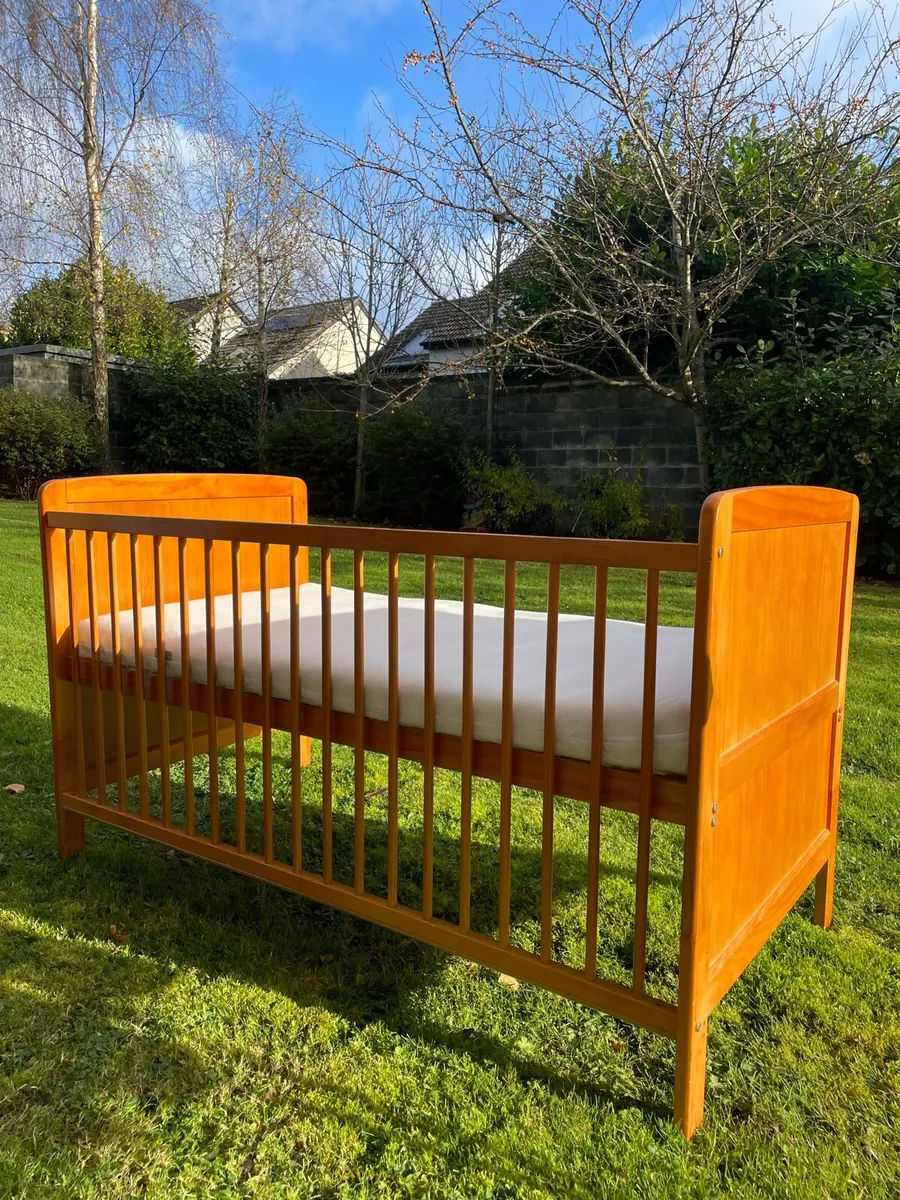 Cot and mattress - Image 1