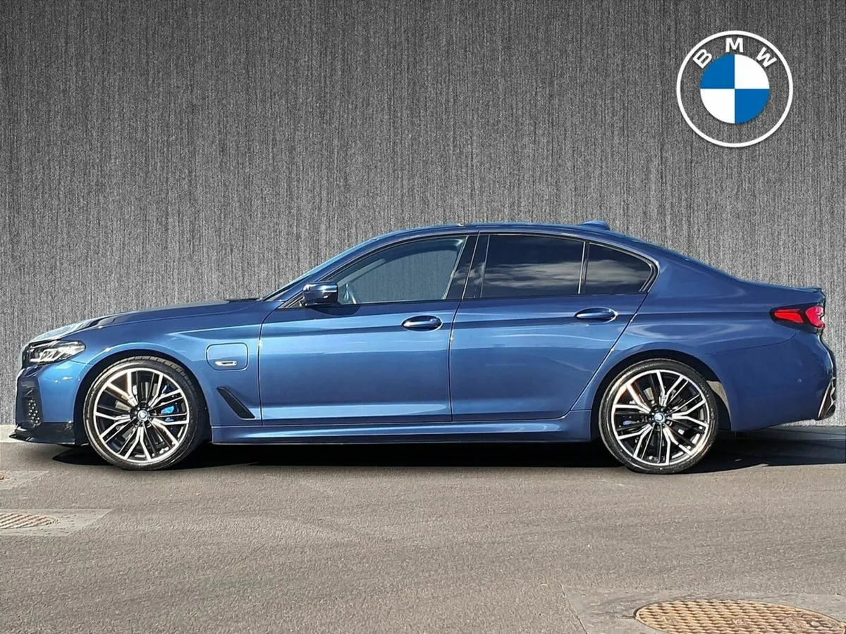 BMW 5-Series 545e xDrive M Sport Saloon - Image 4