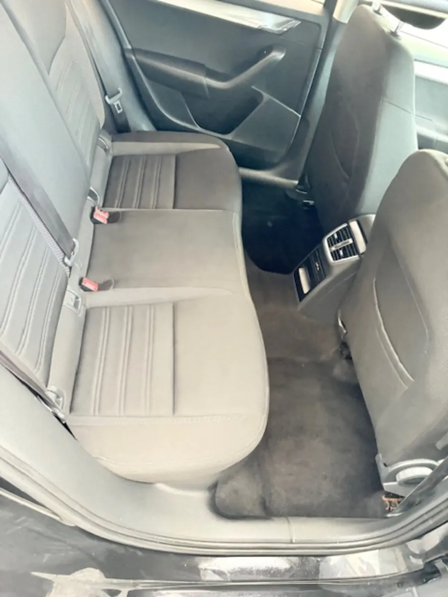Skoda Octavia 2018 - Image 4