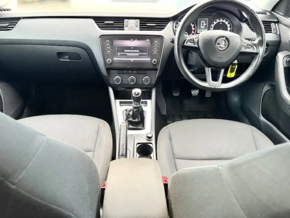 Skoda Octavia 2018 - Image 3