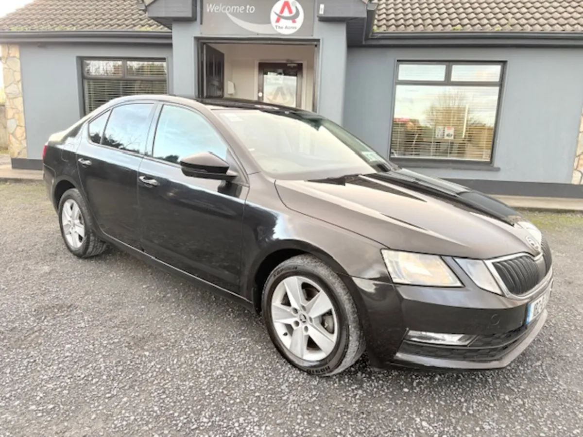 Skoda Octavia 2018 - Image 2