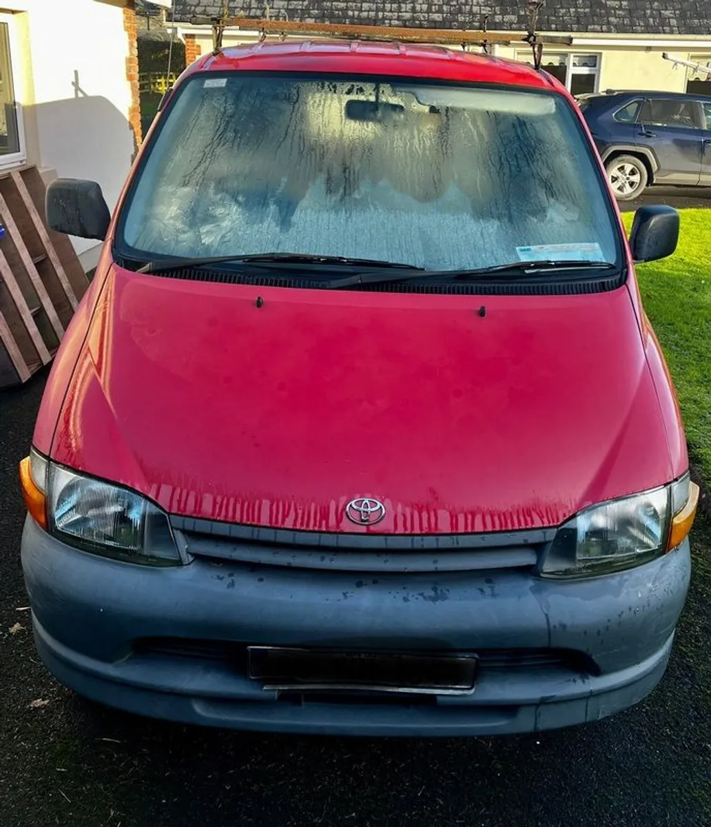 2000 Toyota Hiace - Image 1