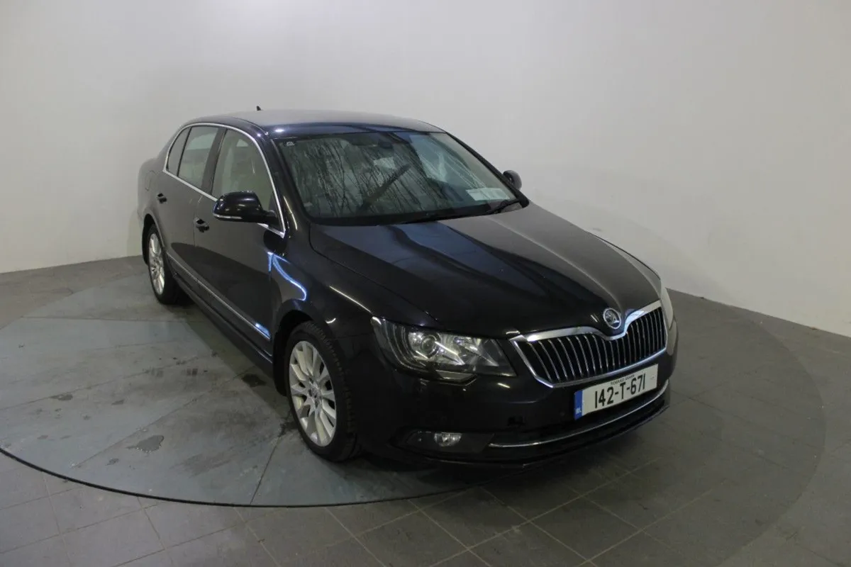Skoda Superb 1.6 TDI 105HP Elegance - Image 1