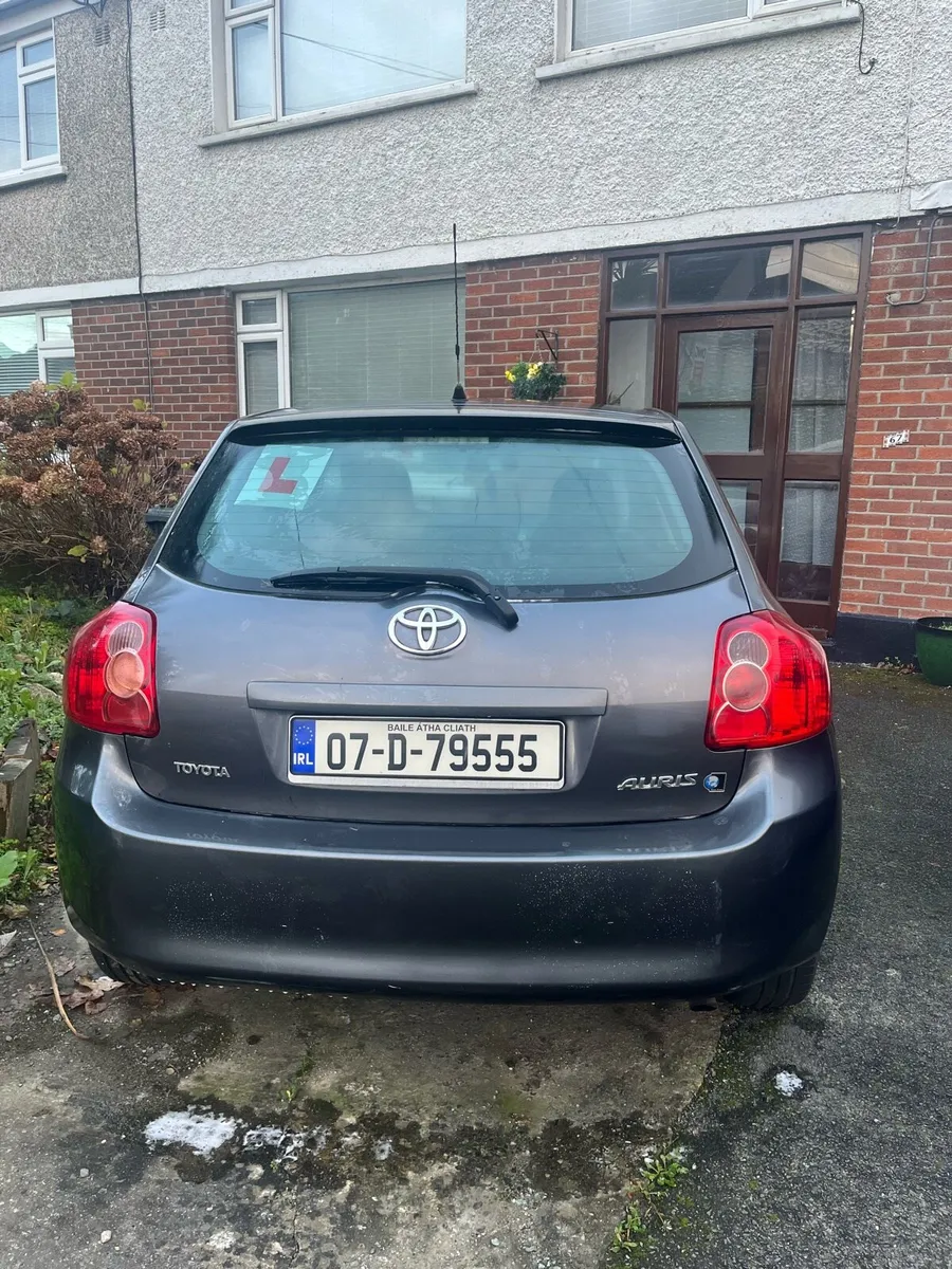 Toyota Auris - Image 2
