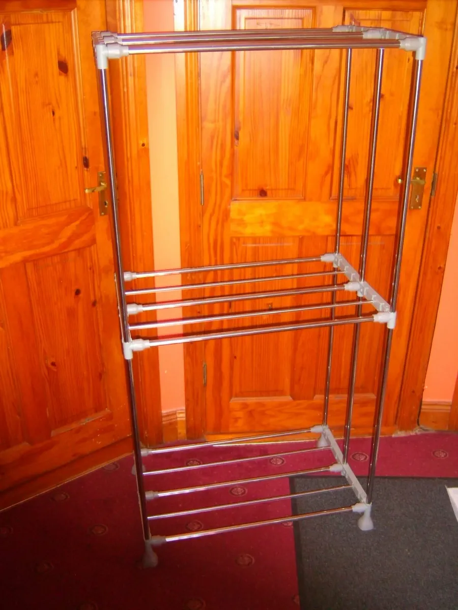 clothes storage - Image 1