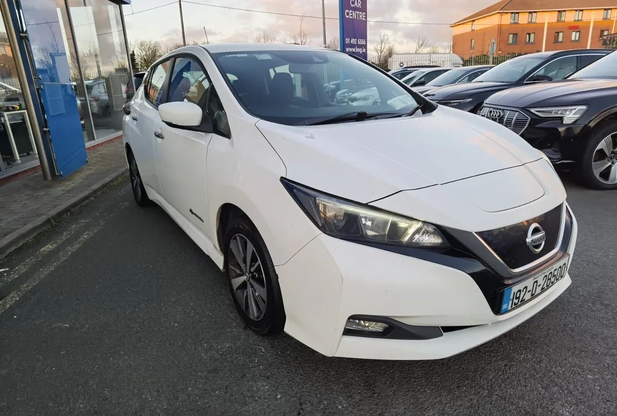 NISSAN LEAF 40KWH ACENTA - Image 3