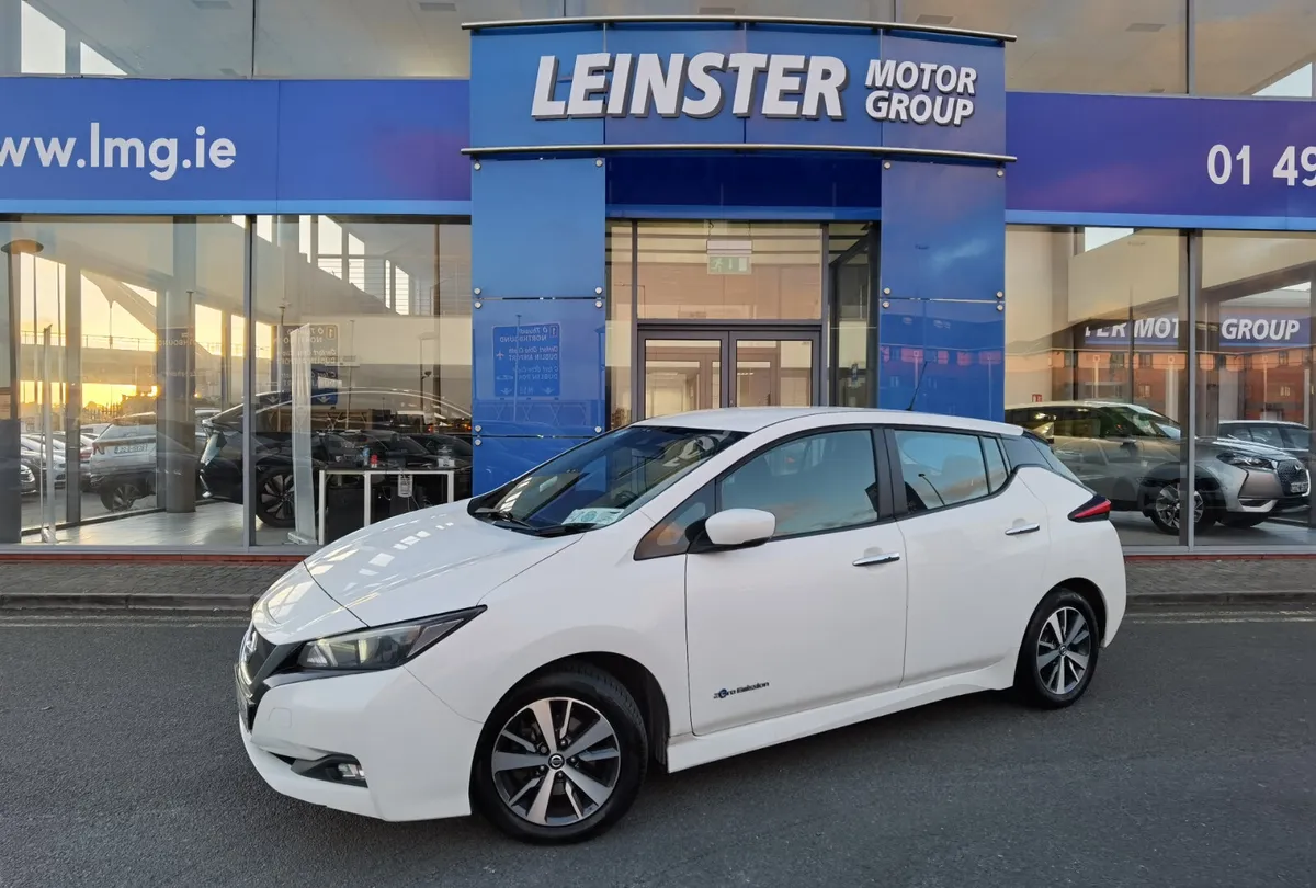 NISSAN LEAF 40KWH ACENTA - Image 1