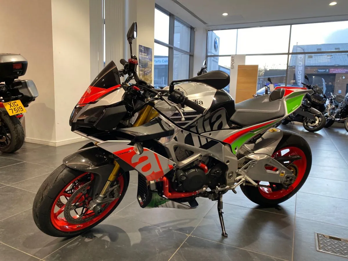 2017 Aprilia Tuono V4 1100 Factory with Extras! - Image 4