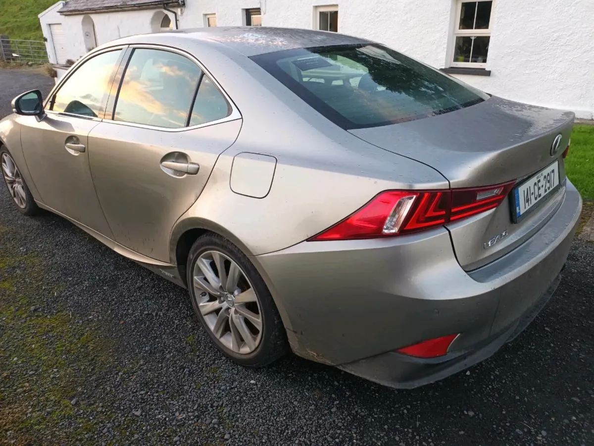 Lexis IS 300h - Image 2