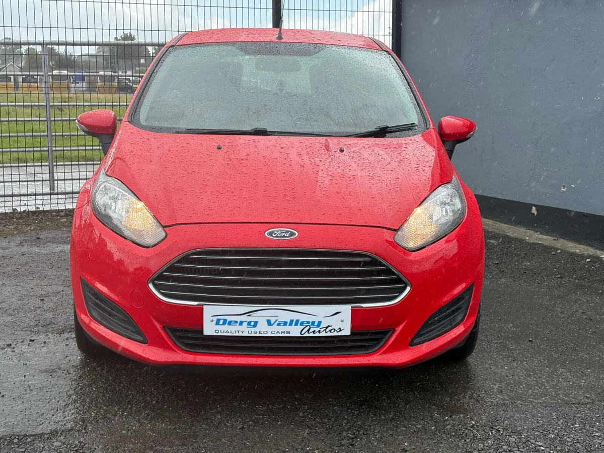 Ford Fiesta 2013 - Image 2