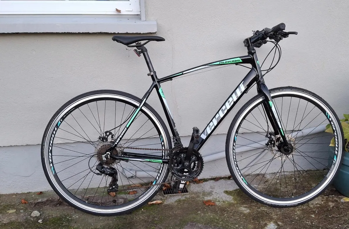 Boardman Team Hybrid and Vercelli Aurora Hybrid - Image 2