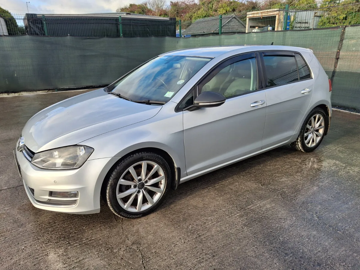 *2015 Volkswagen Golf  Highline  TDI - Image 2