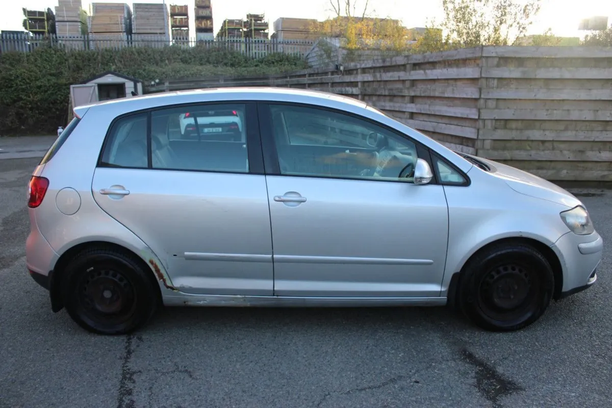 Volkswagen Golf 1.4 TSI 140BHP Comfortline - Image 4