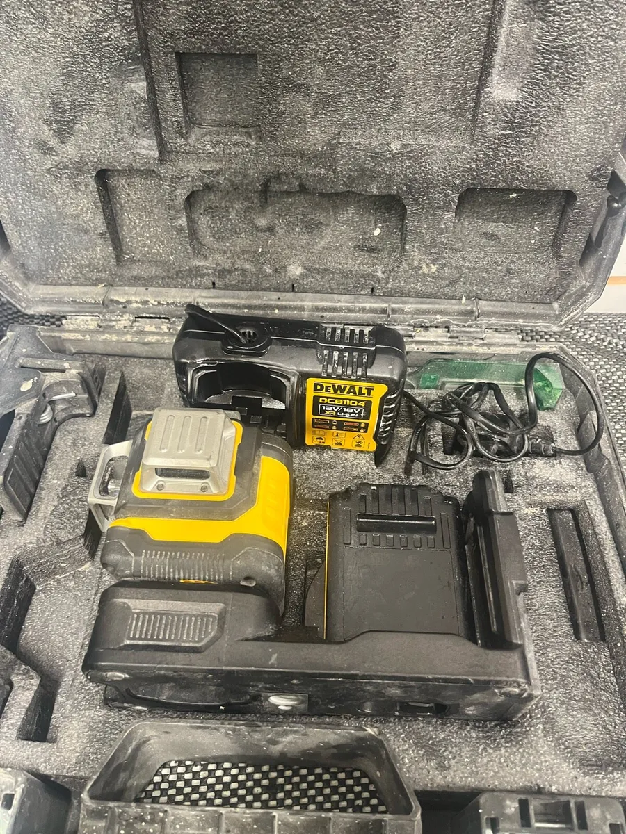 DeWalt Self Leveller - Image 1