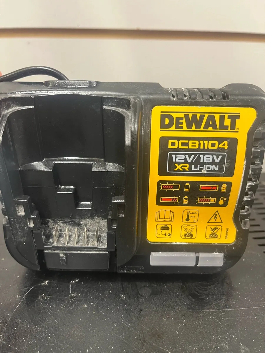 DeWalt Self Leveller - Image 3
