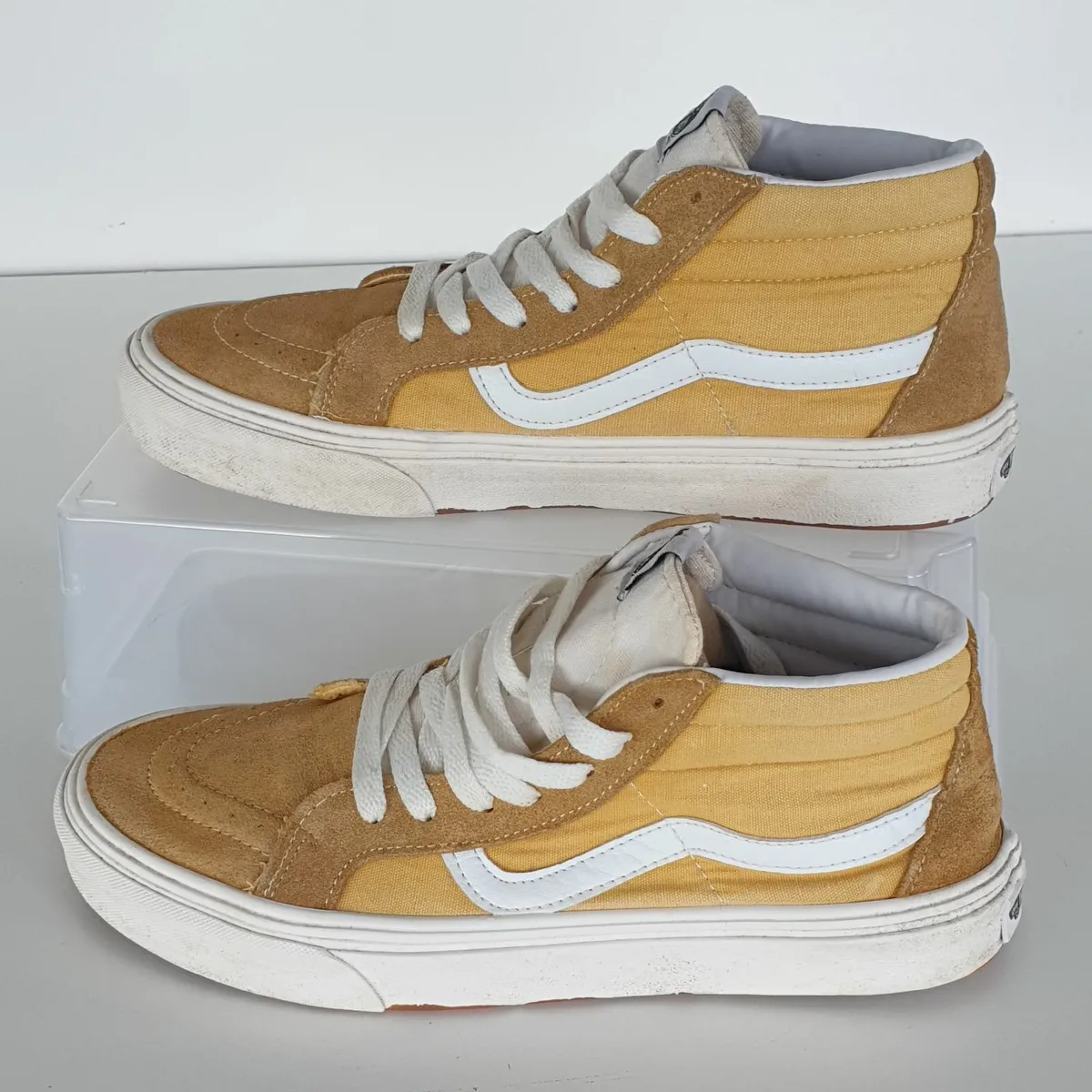 Vans hi top skate shoes size 7 EU 41 - Image 3
