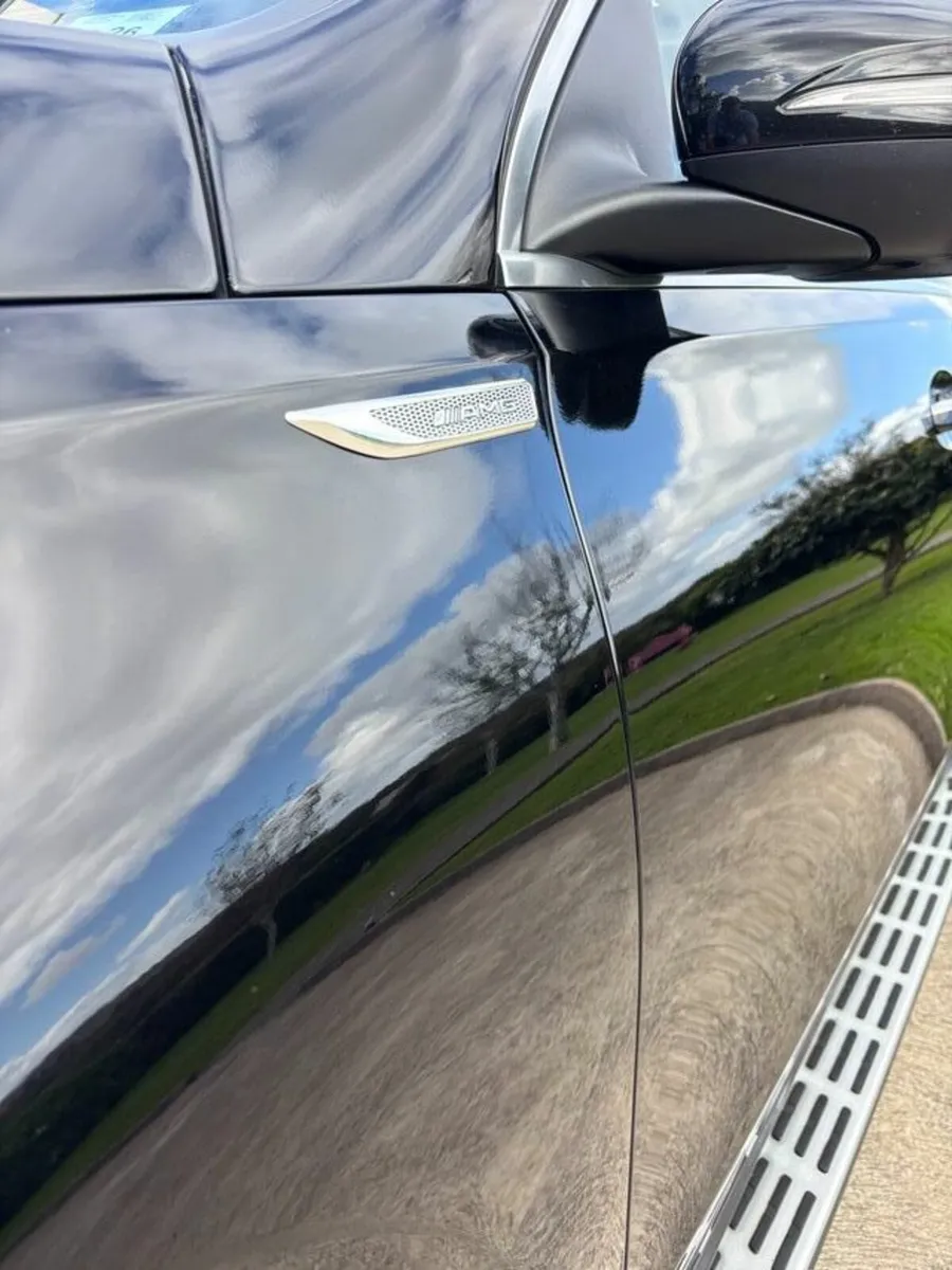 Mercedes-Benz GLE 300d AMG PREMIUM PLUS COMMERCIAL - Image 3