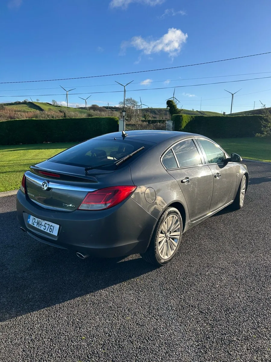 Vauxhall insignia Biturbo - Image 3