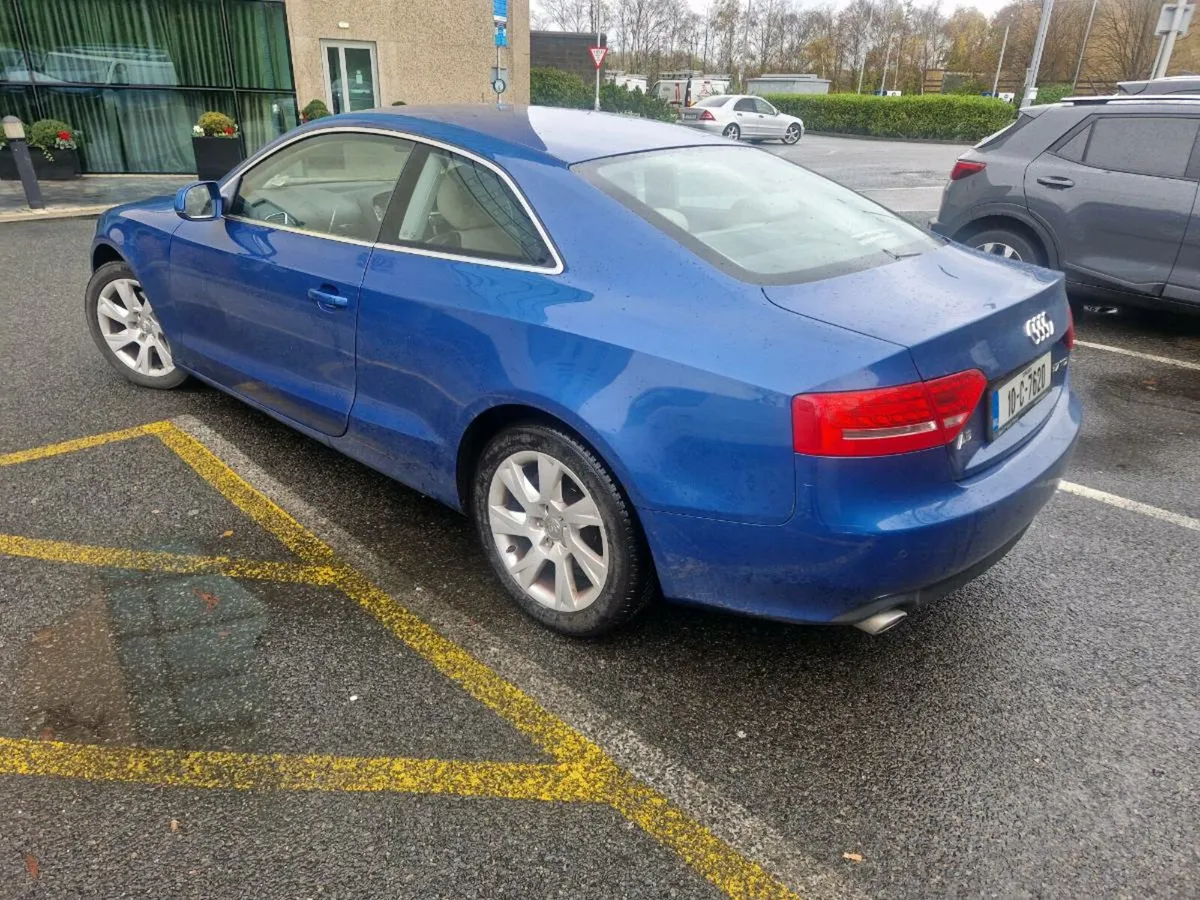 Audi a5 2010 automatic - Image 3