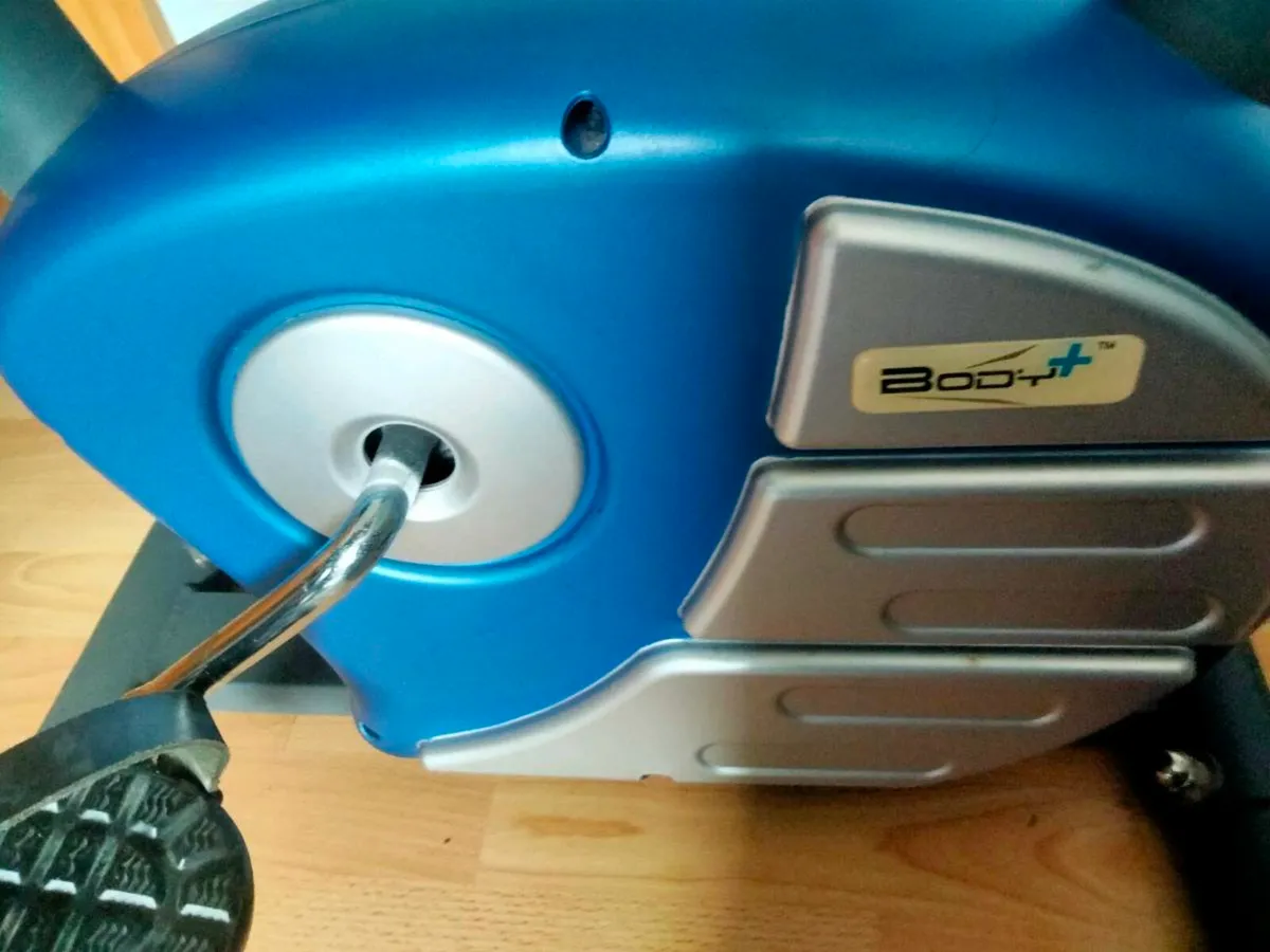 Exercise bike - Image 4