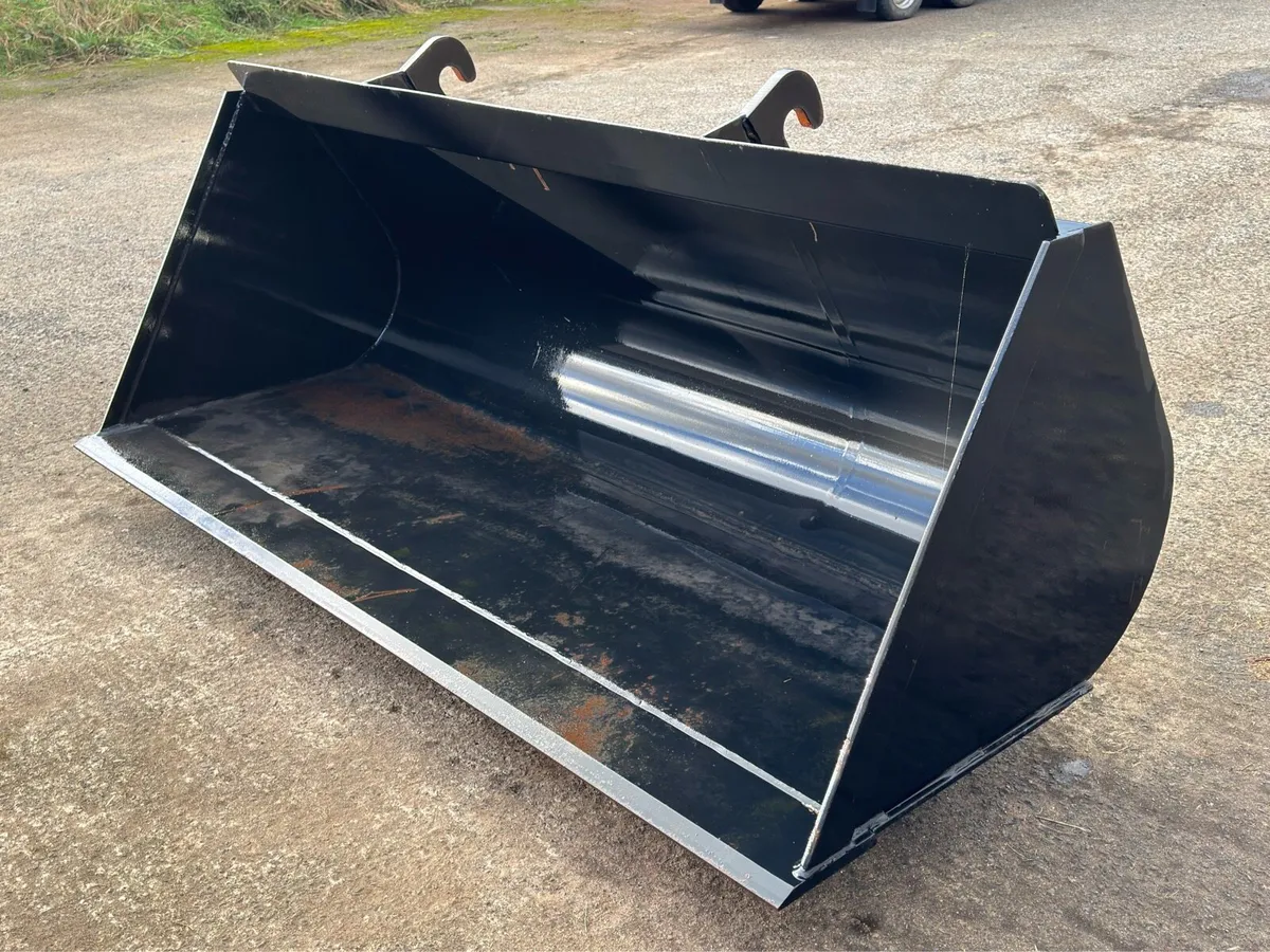 JCB Loader Bucket - Image 1
