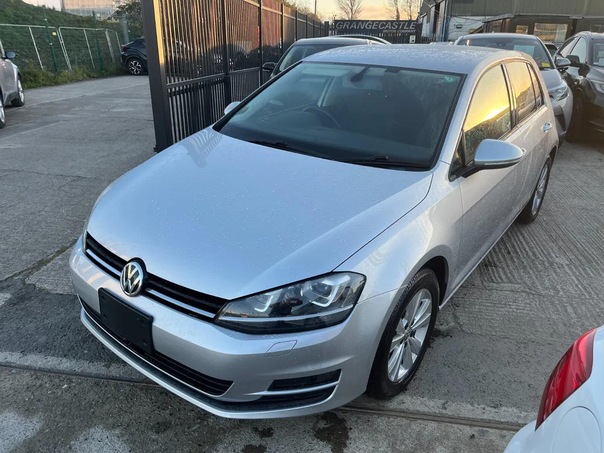 VOLKSWAGEN GOLF 2015, 1.2 TSI AUTO *JUST 4,700 KM* - Image 3