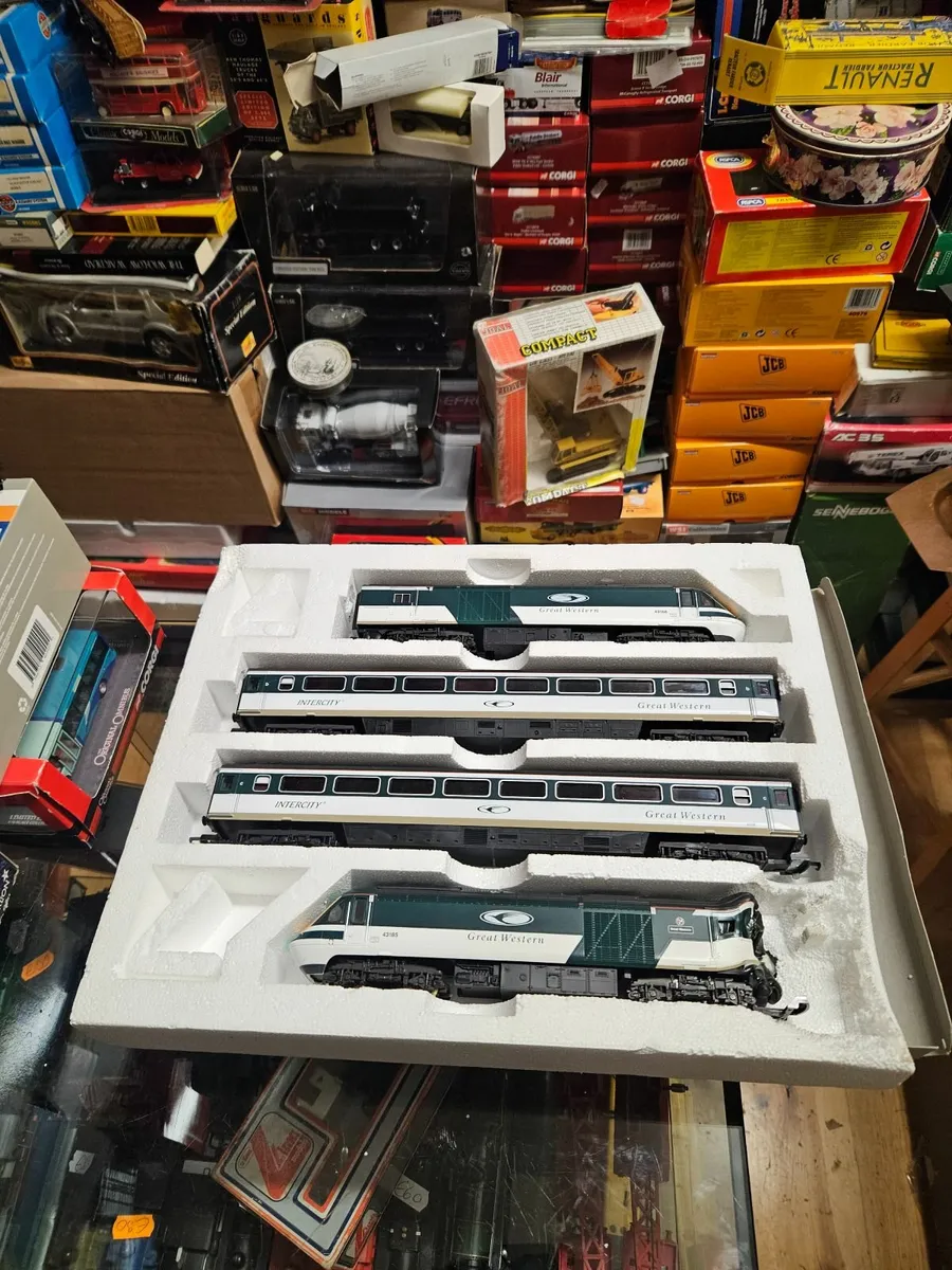 Hornby Lima Great Western Train Pack Crash - Image 1