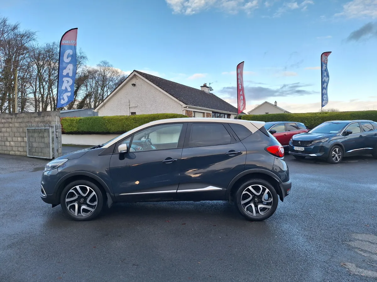 Renault Captur SIGNATURE NAV X *Leather/Heated Sea - Image 4
