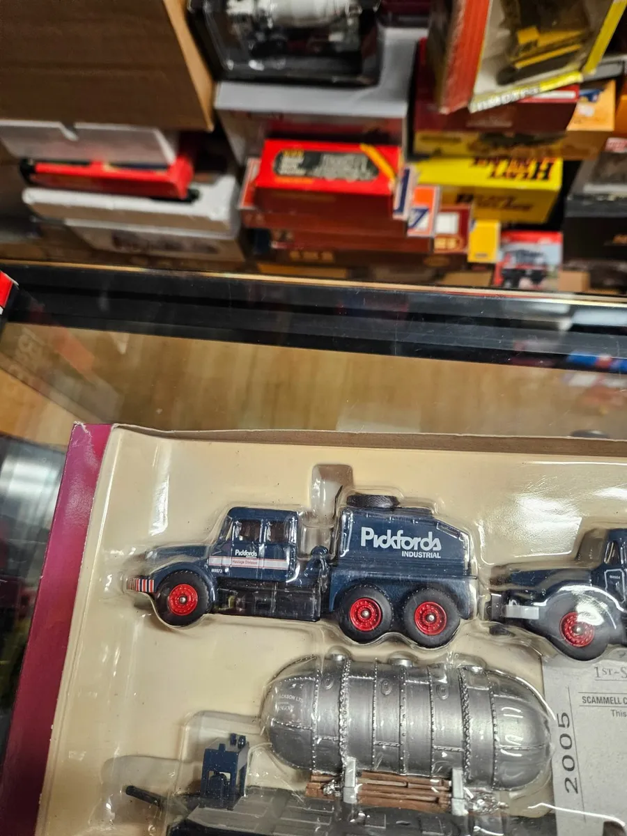 Corgi Trackside Pickfords Scammel Set - Image 2