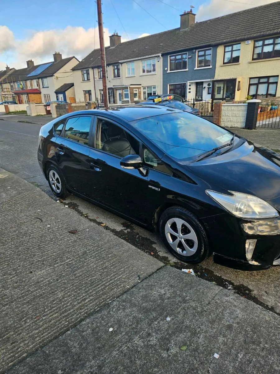 Toyota prius 1.8 hybrid 2014 - Image 3