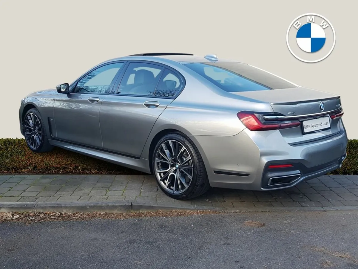 BMW 7-Series 730d xDrive M Sport - Image 2