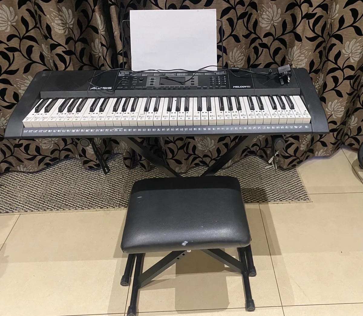 Electric Keyboard - Image 2