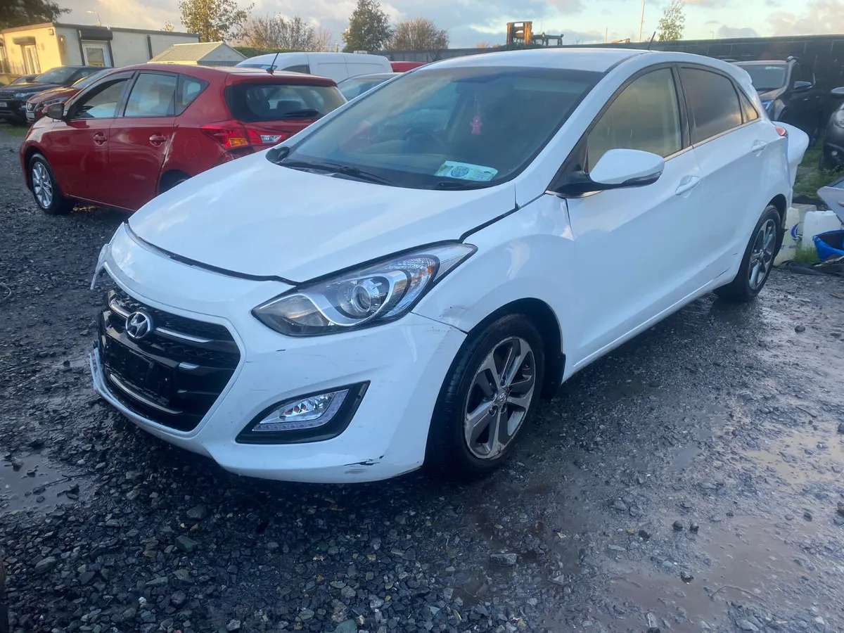 2016 Hyundai i30 1.6 Diesel only 170 kms - Image 3
