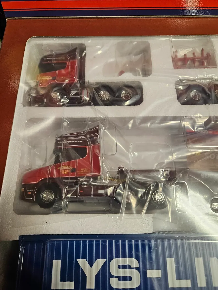 Corgi Transport Set - Image 2