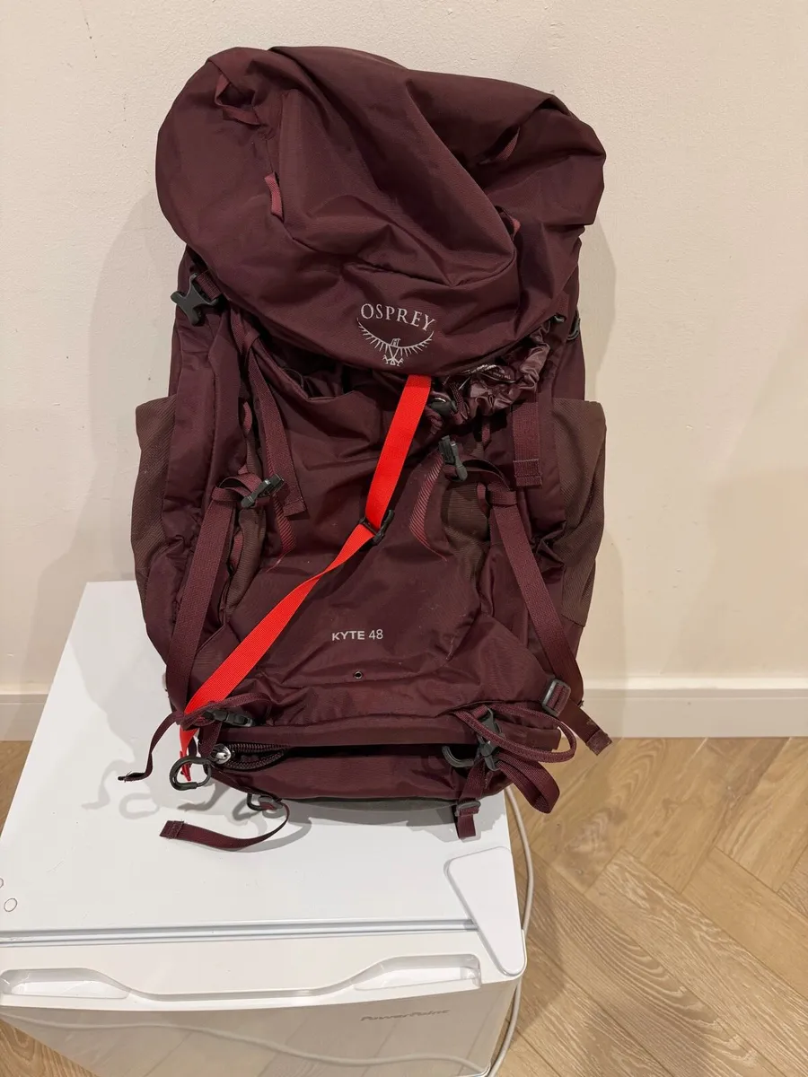 Osprey hiking 68 Lt Backpack - Image 3