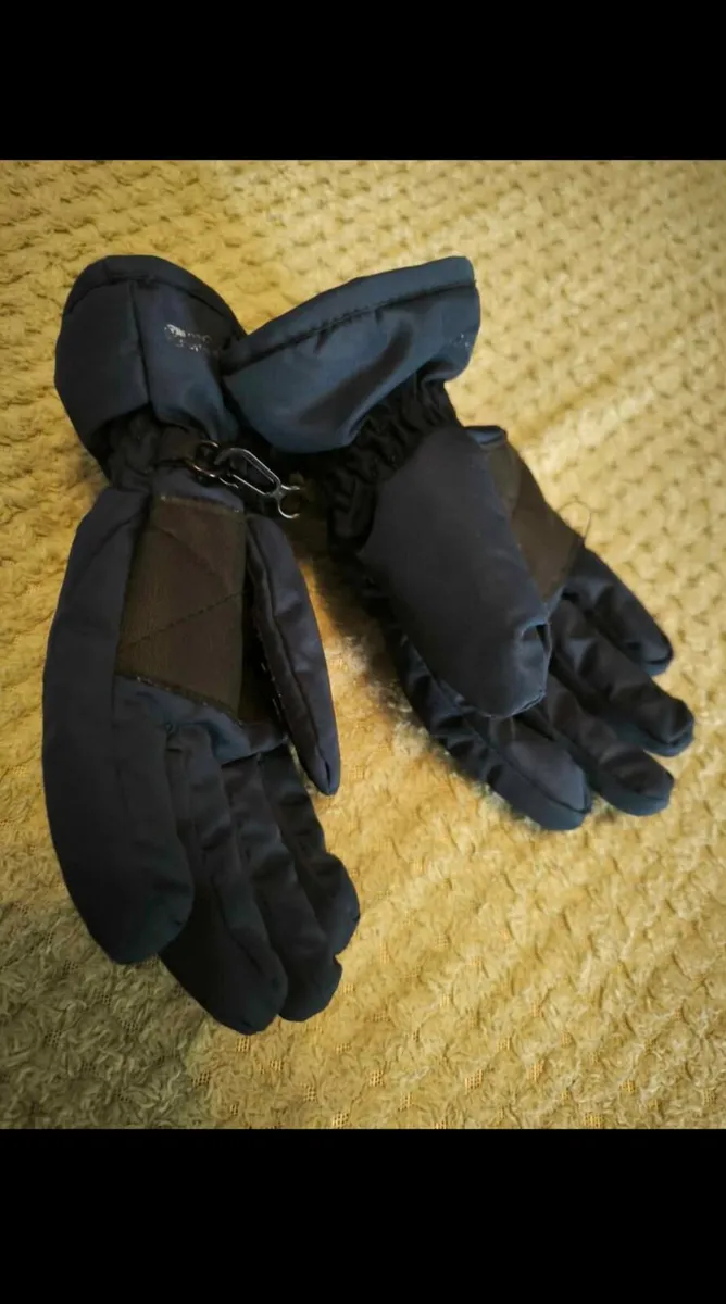 Kids ski jacket and trousers - Image 4