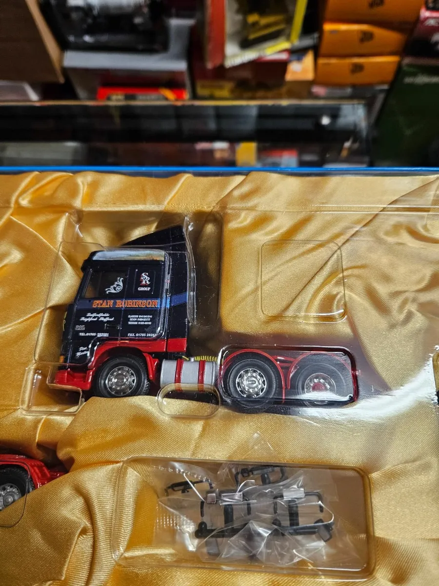 Corgi Transport Set - Image 2