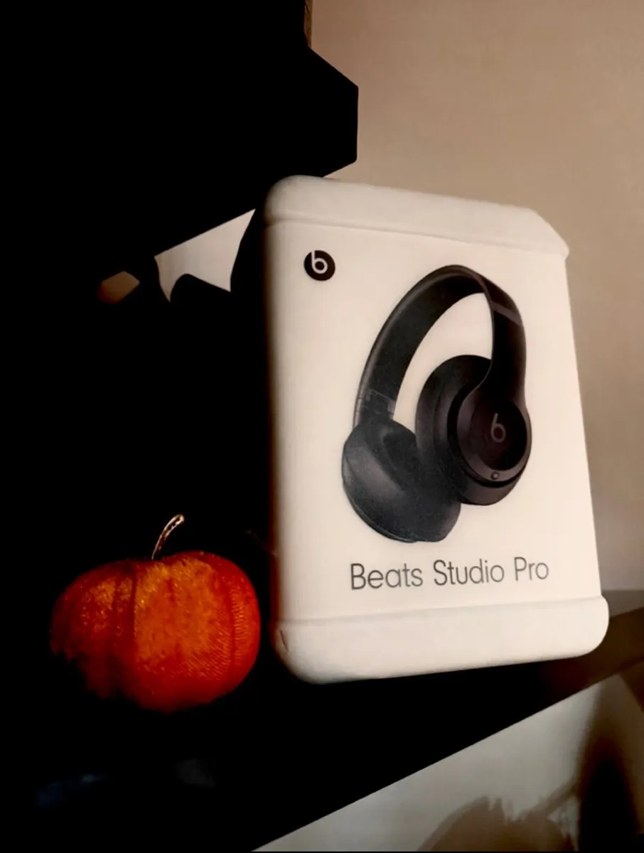Beats Studio Pro - Image 1