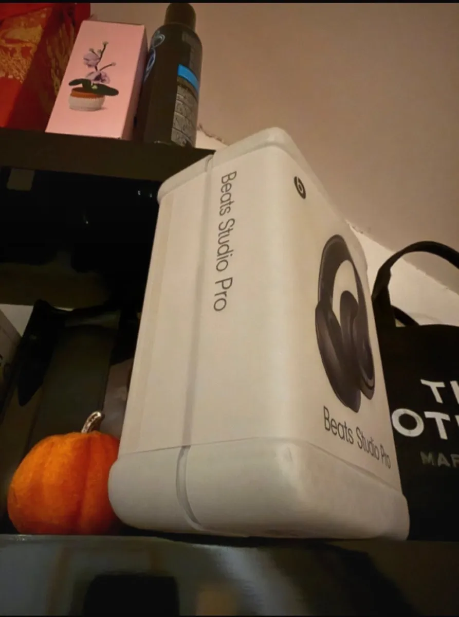 Beats Studio Pro - Image 2