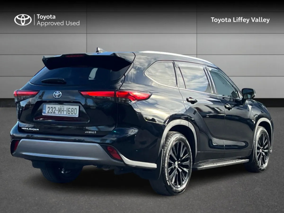 Toyota Highlander PLATINUM 4DR AUTO - Image 2