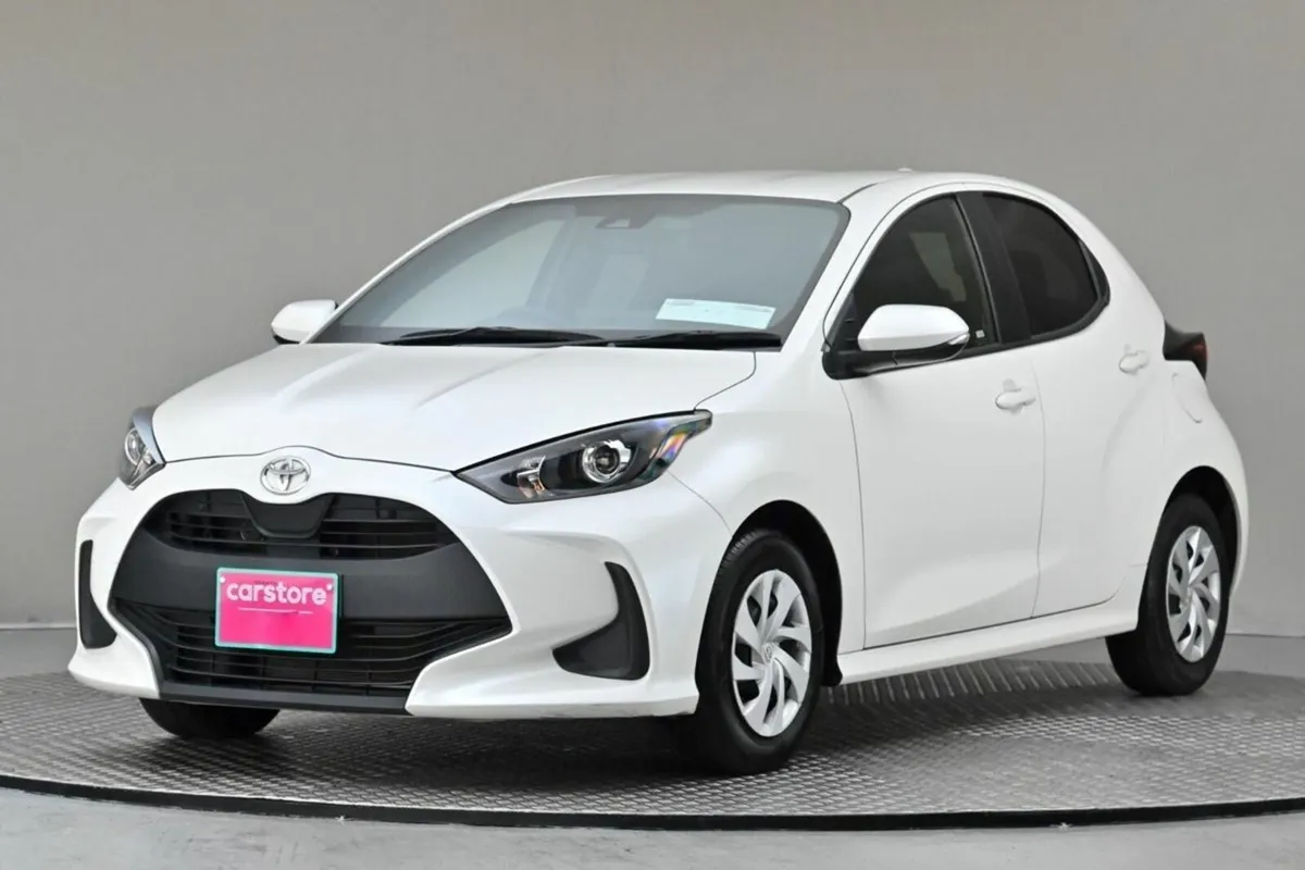 Toyota Yaris 1.0 AUTO PETROL **9"ANDROID CAR PLAYE - Image 3