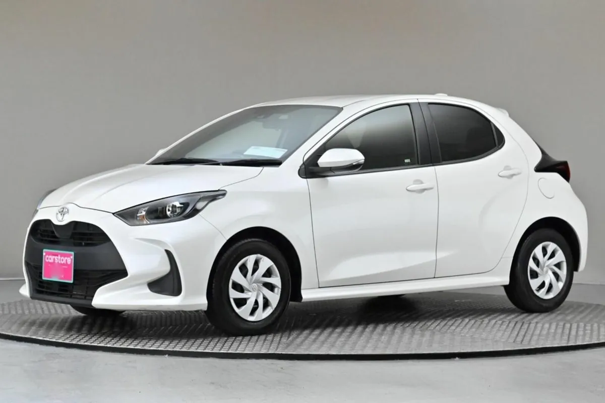 Toyota Yaris 1.0 AUTO PETROL **9"ANDROID CAR PLAYE - Image 4