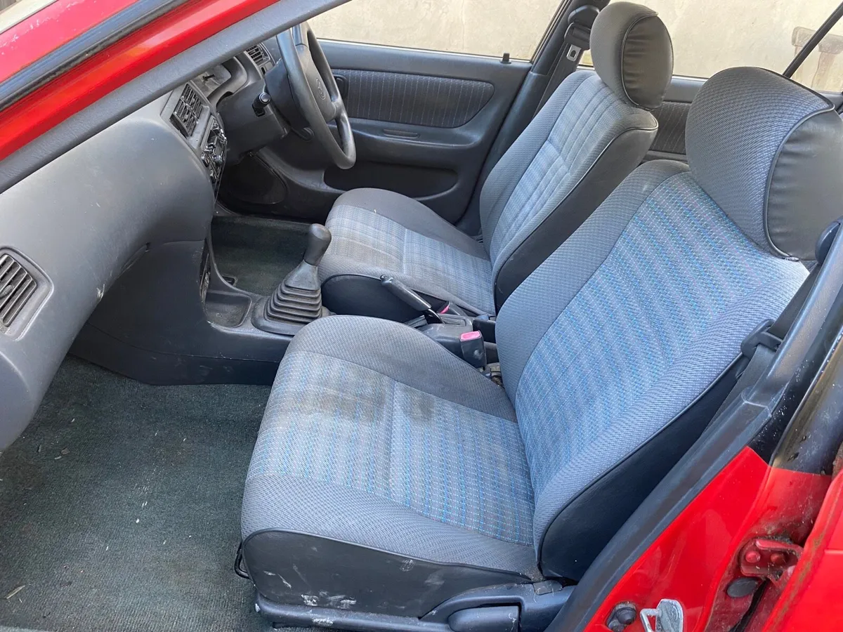 1995 toyota Corolla xli - Image 2