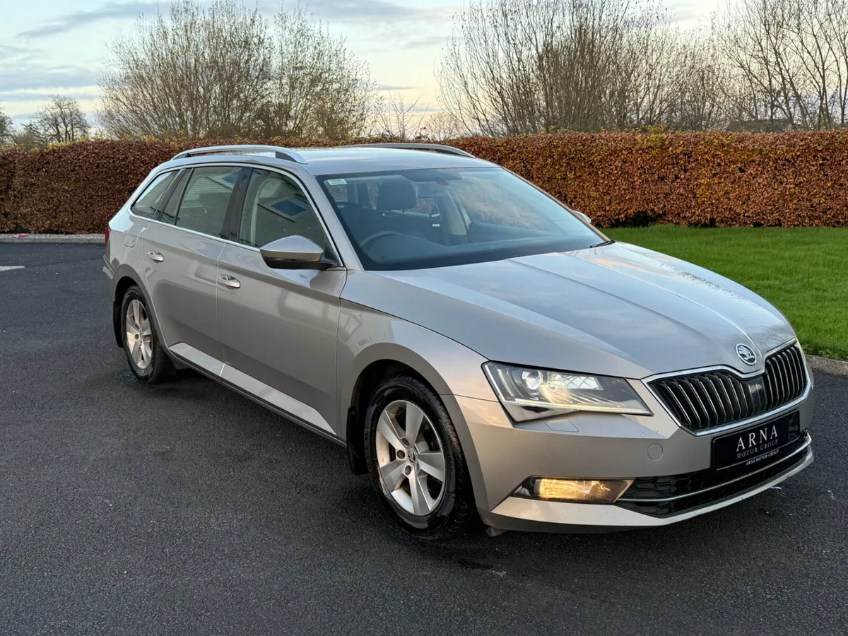 2016 Skoda Superb Estate Ambition - Image 3