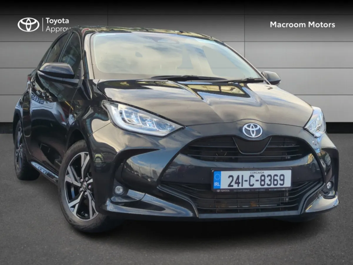 Toyota Yaris BLACK FRIDAY SALE! YARIS HYBRID 1.5 L - Image 1