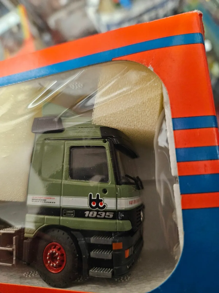 Corgi Tekno Truck - Image 2